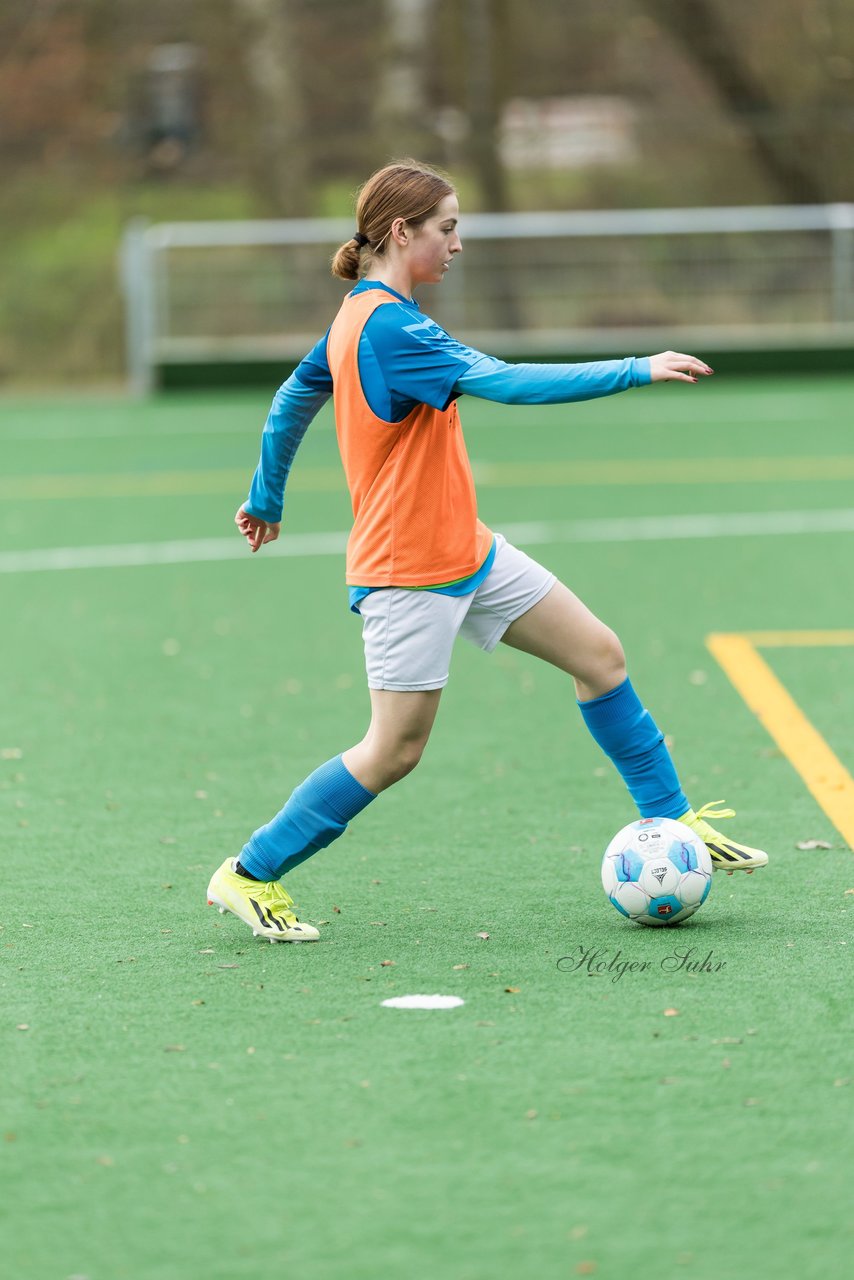 Bild 72 - wBJ VfL Pinneberg - Eimsbuettler TV2 : Ergebnis: 3:5